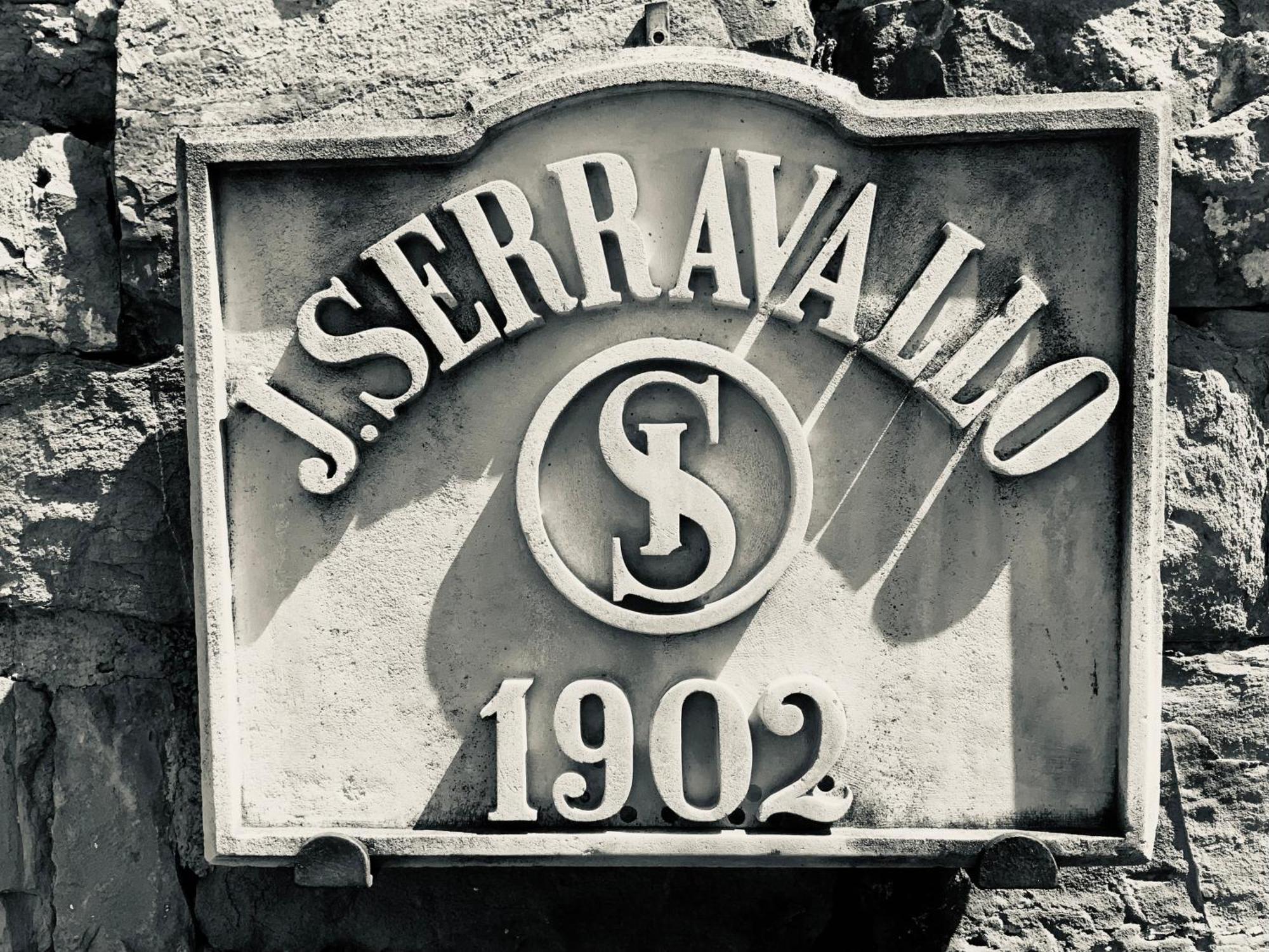 Le Residenze Dei Serravallo Триест Екстериор снимка